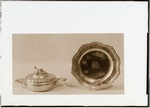 ARGENTERIE [Paiola con coperchio e piatto con le armi del matrimonio di Benedetto Maurizio del Chiablese e Maria Anna di Savoia]